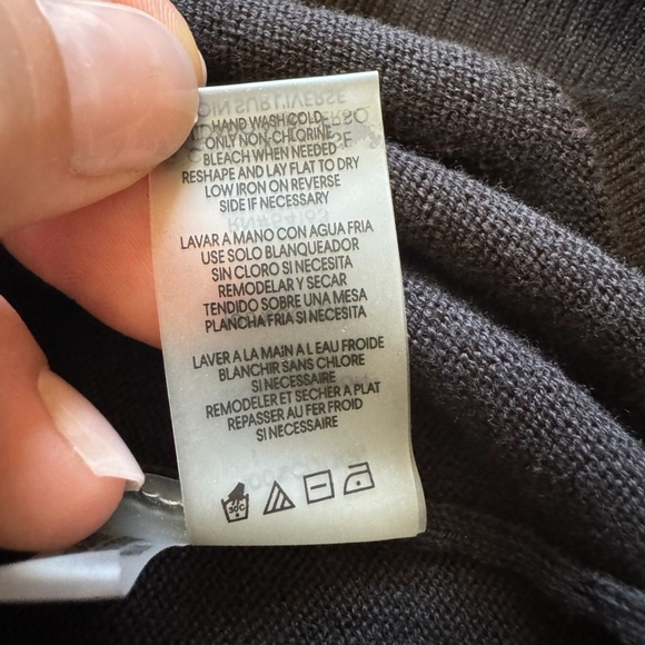 Calvin Klein Women's Black Sweater with Gold Floral Design - Picture 7 of 8